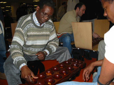 Yao (The Ivorian Destroyer) playing Fernando (The Cape Verdean One Arm Bandit)