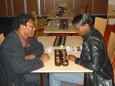 Serge & Kirsten having a friendly game.