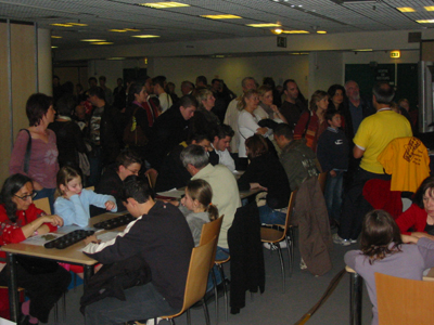 Guy giving a workshop to spectators