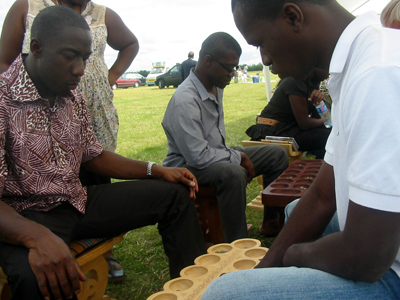 Seth Bonti playing Benjin Kpelgo